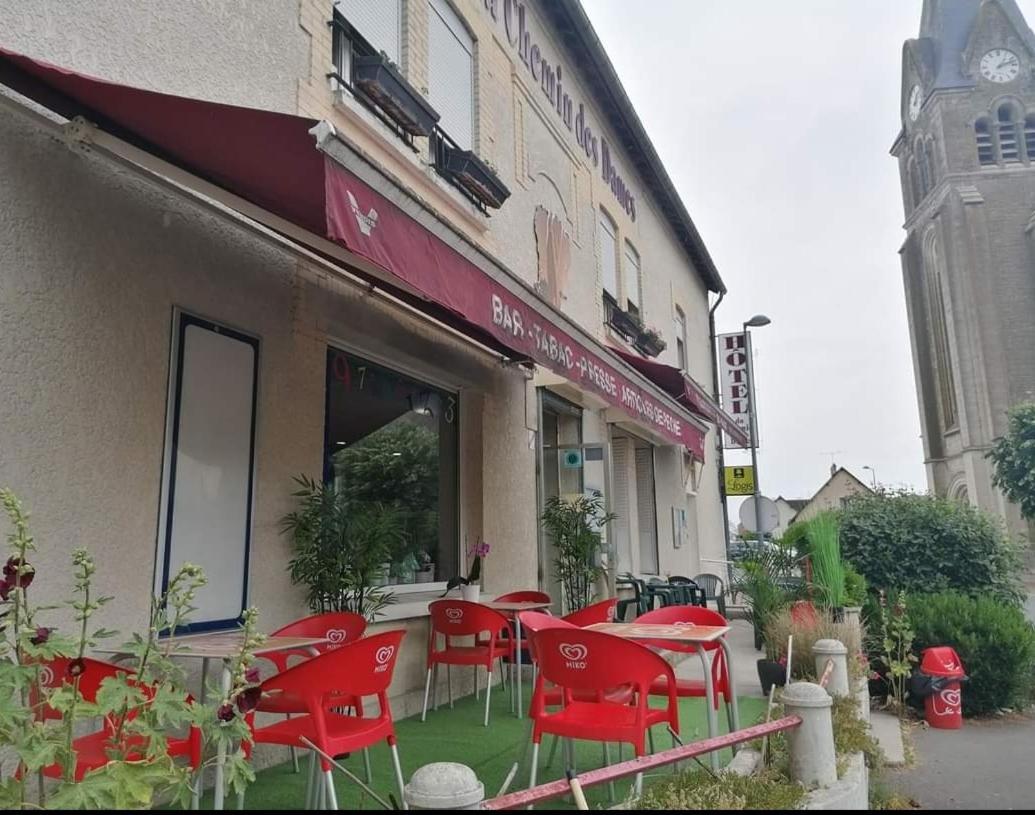 Logis Hotel & Restaurant Du Chemin Des Dames Corbeny Luaran gambar