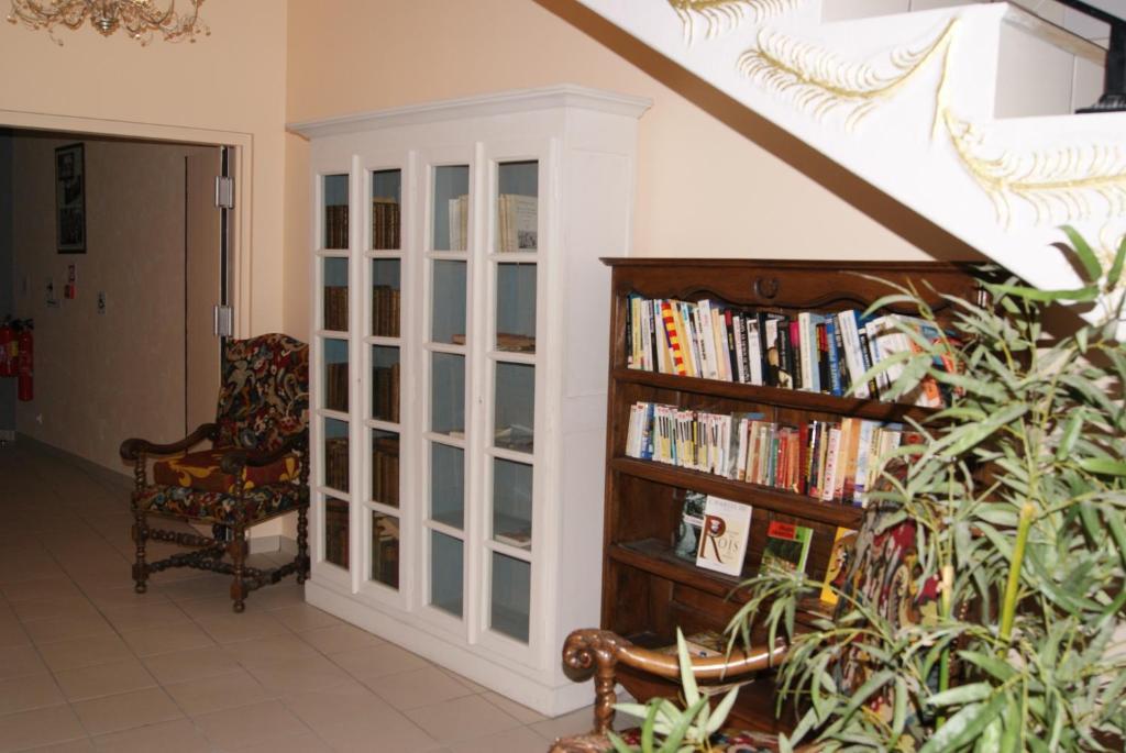 Logis Hotel & Restaurant Du Chemin Des Dames Corbeny Luaran gambar