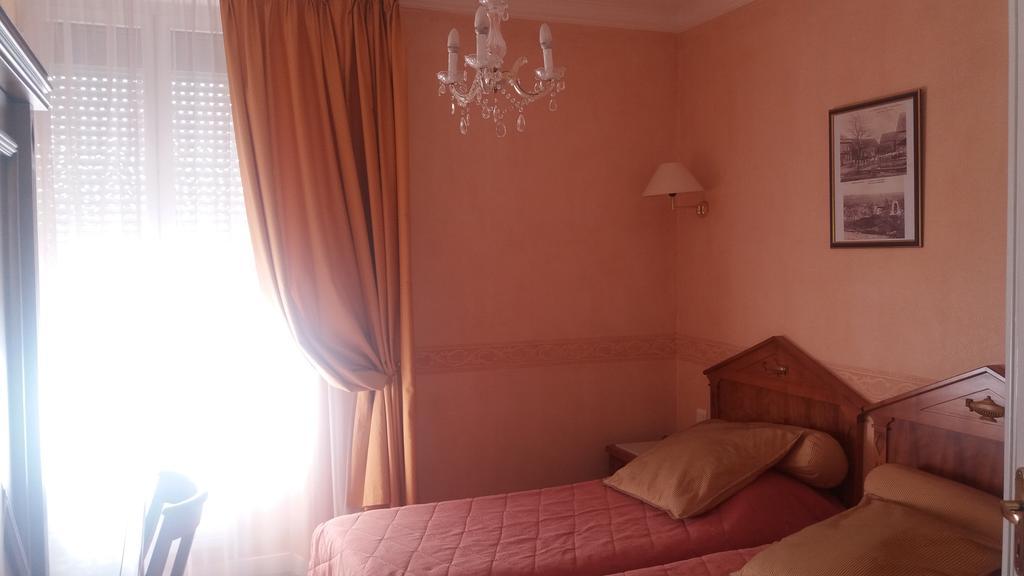 Logis Hotel & Restaurant Du Chemin Des Dames Corbeny Luaran gambar